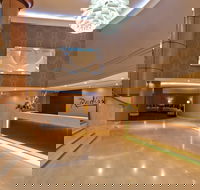 Radisson Hotel and Suites Sydney - Airlie Beach Holiday