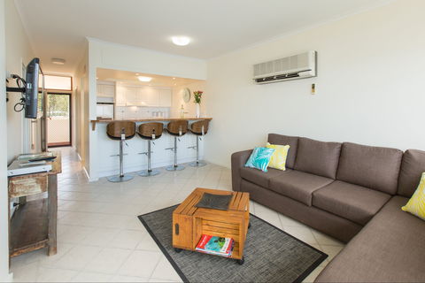 Spalding Lodge Unit 12 - Airlie Beach Holiday 1