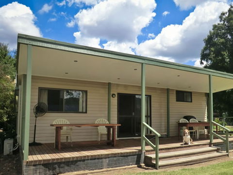 Talmalmo Cottage - Airlie Beach Holiday 0