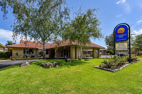 The Henty - Airlie Beach Holiday 0