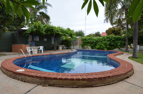 Travelway Motel - Airlie Beach Holiday 1