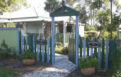 Billabong Cottage Bed And Breakfast - Airlie Beach Holiday