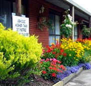 Orbost Country Roads Motor Inn - Airlie Beach Holiday