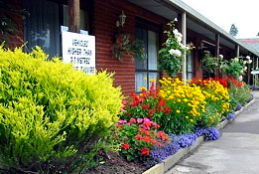 Orbost Country Roads Motor Inn - Airlie Beach Holiday 0