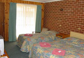 Orbost Country Roads Motor Inn - Airlie Beach Holiday 3