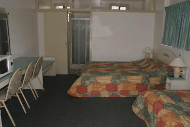 Econo Lodge Park Lane Bundaberg - Airlie Beach Holiday