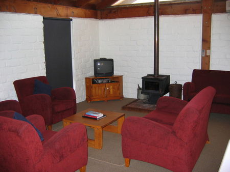 The Glen Farm Cottages - Airlie Beach Holiday 0