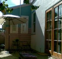 Luscombe Lodge B and B - Airlie Beach Holiday