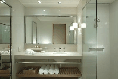 Crown Promenade Hotel - Airlie Beach Holiday 3