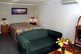 Daylesford Central Motor Inn - Airlie Beach Holiday 2