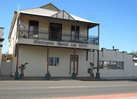 The Gascoyne Hotel - Airlie Beach Holiday
