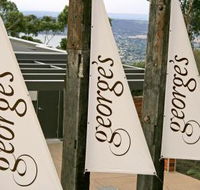 Georges Boutique B and B and Culinary Retreat - Airlie Beach Holiday
