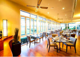 Century Inn Traralgon - Airlie Beach Holiday 3