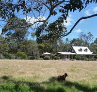 Charnigup Farm Bed  Breakfast - Airlie Beach Holiday