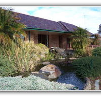 Cascades Motor Inn - Airlie Beach Holiday