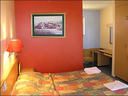 Annerley Motor Inn - Airlie Beach Holiday 0