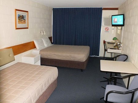 Central Motel - Airlie Beach Holiday 0