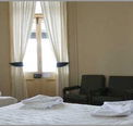 Roches Family Hotel - Airlie Beach Holiday