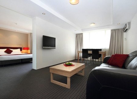 Rendezvous Studio Hotel Sydney Central - Airlie Beach Holiday 2
