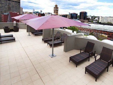 Rendezvous Studio Hotel Sydney Central - Airlie Beach Holiday 4