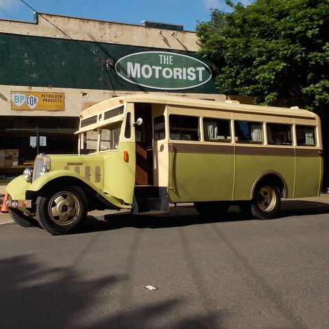 Vintage Fun Hire Cars - Airlie Beach Holiday 3