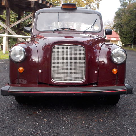 Vintage Fun Hire Cars - Airlie Beach Holiday 5