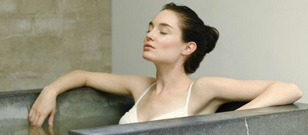 Hepburn Bathouse & Spa - Airlie Beach Holiday 1