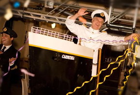 Titanic Theatre Restaurant - Airlie Beach Holiday 2