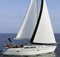 Victorian Yacht Charters - Airlie Beach Holiday