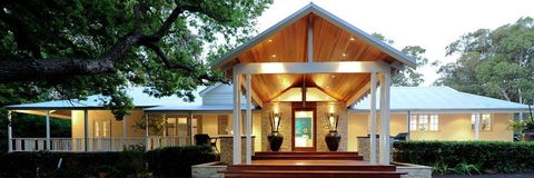 Annasha Day Spa Retreat - Airlie Beach Holiday 0