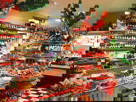 The Organic Market & Cafe - Airlie Beach Holiday 0