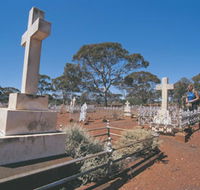 Coolgardie Cemetery - Airlie Beach Holiday