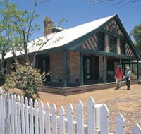 Warden Finnerty's House - Airlie Beach Holiday