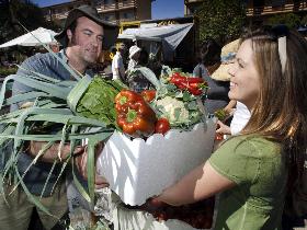 Adelaide Showground Farmers Market - Airlie Beach Holiday 0