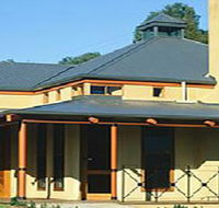 Hugo Wines - Airlie Beach Holiday