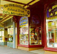 Old Umbrella Shop - Airlie Beach Holiday