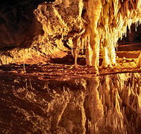 Marakoopa Cave - Airlie Beach Holiday
