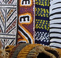 Outstation Gallery - Aboriginal Art from Art Centres - Airlie Beach Holiday