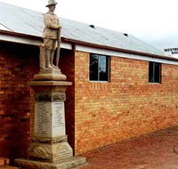 Westbrook War Memorial - Airlie Beach Holiday