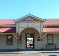 Maryborough Railway Station - Airlie Beach Holiday