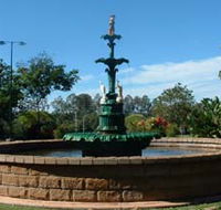 Band Rotunda and Fairy Fountain - Airlie Beach Holiday