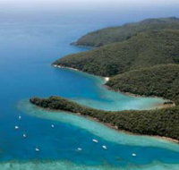 Luncheon Bay - Airlie Beach Holiday