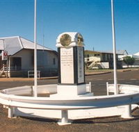 Cloncurry War Memorial - Airlie Beach Holiday