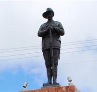 Charters Towers Memorial Cenotaph - Airlie Beach Holiday