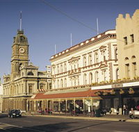 Accent Framing / Gallery on Sturt - Airlie Beach Holiday
