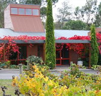 Fergusson Winery  Restaurant - Airlie Beach Holiday