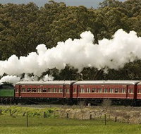 Steamrail Victoria - Airlie Beach Holiday