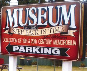 Tabourie Lake Museum - Airlie Beach Holiday 0