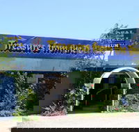 Treasures from the Deep - Opal and Shell Museum - Airlie Beach Holiday