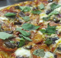 Mezzadellas Woodfired Pizza and Tapas - Airlie Beach Holiday